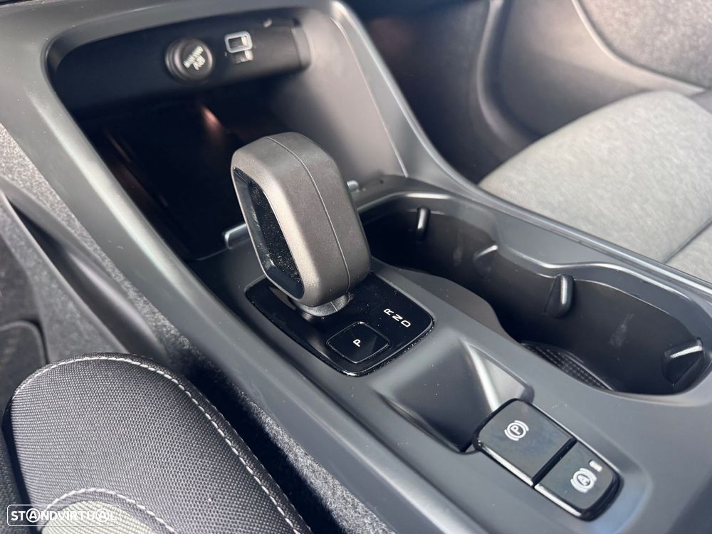 Volvo XC 40 1.5 T4 PHEV Core - 6