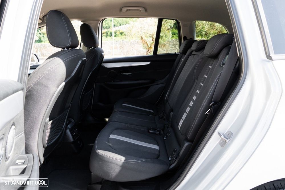 BMW 216 Gran Tourer d 7L Line Sport - 37