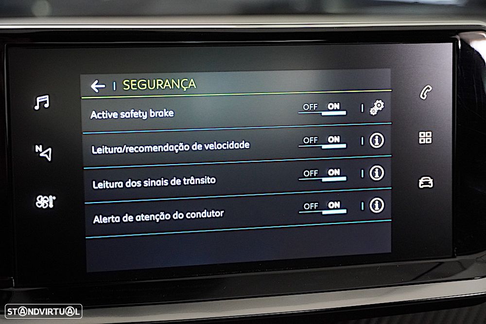 Peugeot e-2008 50 kWh Allure Pack - 42