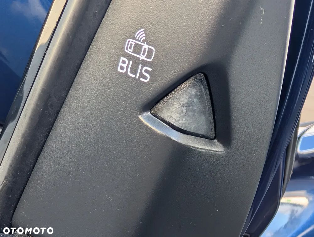 Volvo V40 D3 Drive-E Ocean Race - 29