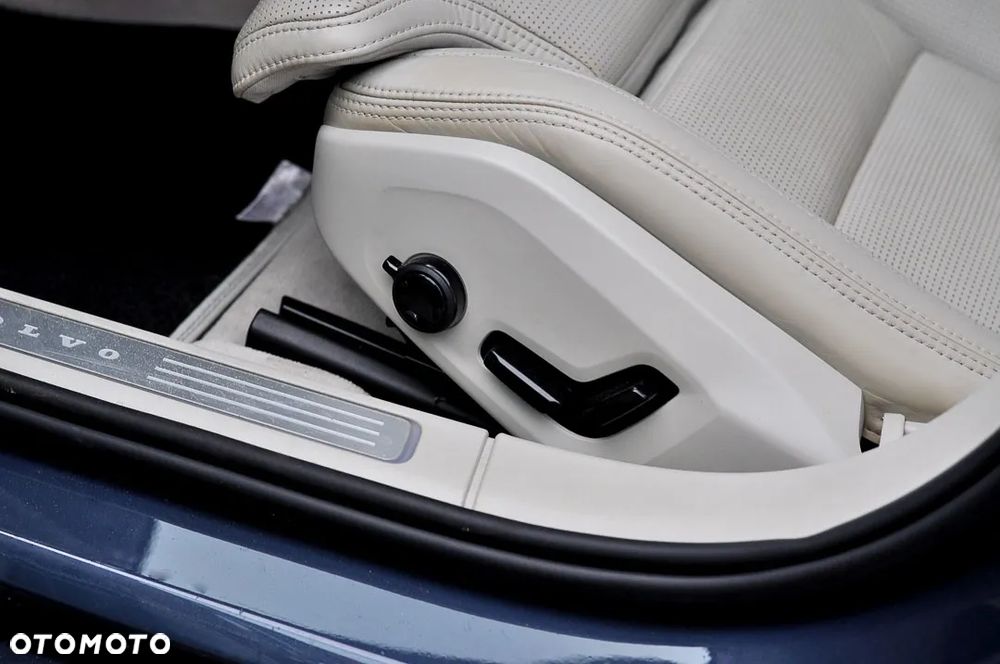 Volvo V90 D4 Geartronic Inscription - 22