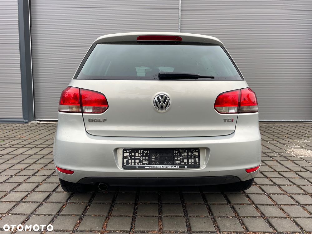 Volkswagen Golf 1.6 TDI DPF BlueMotion Technology Style - 12