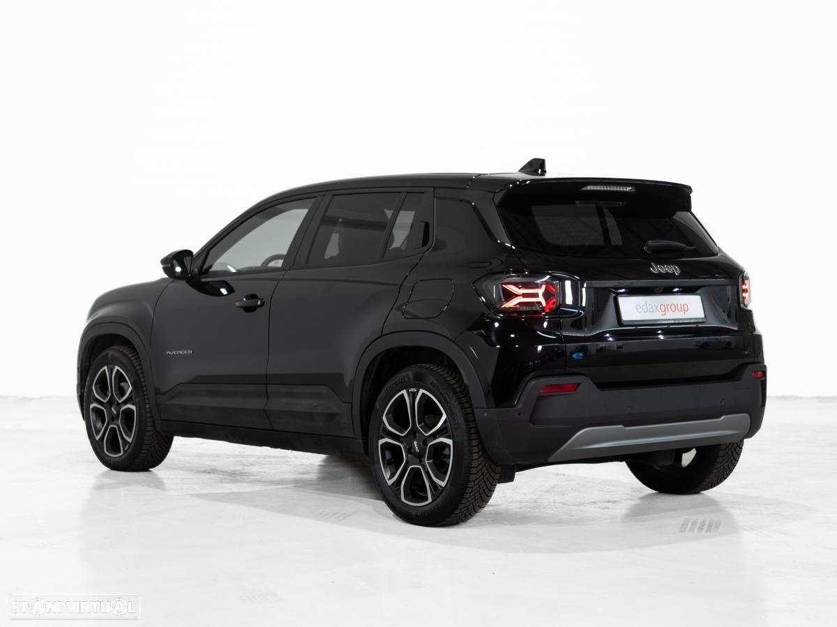 Jeep Avenger 54 kWh Summit - 4