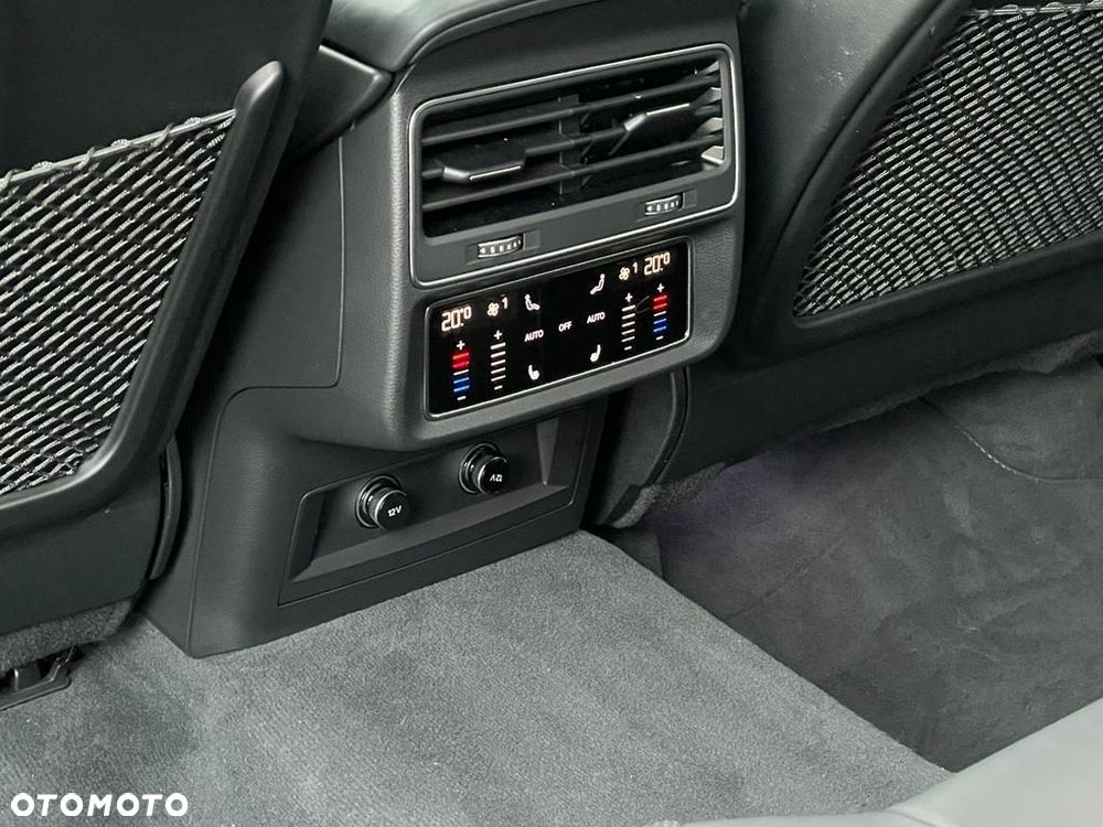 Audi Q8 - 13