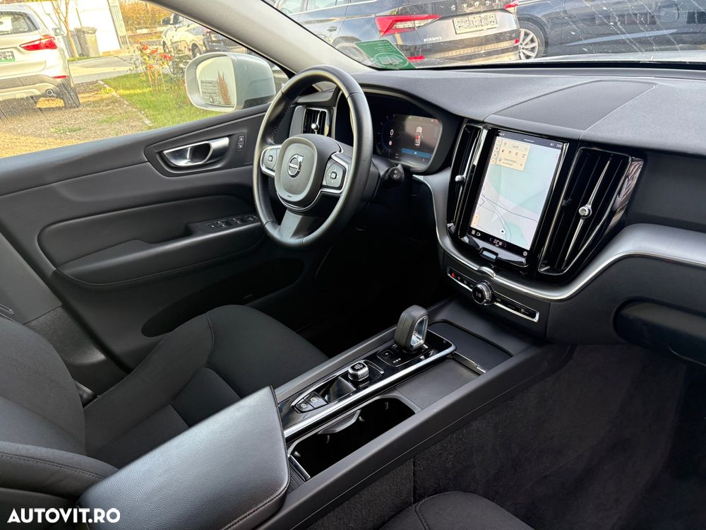 Volvo XC 60 B4 B Geartronic Momentum Pro - 16
