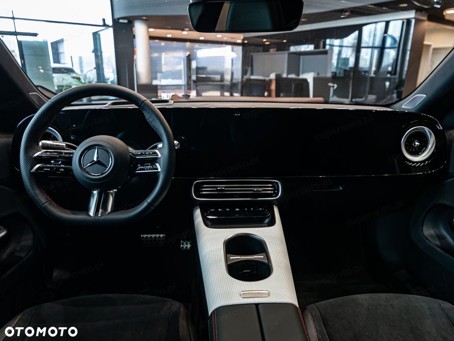 Mercedes-Benz CLA 200 mHEV 8G-DCT - 14