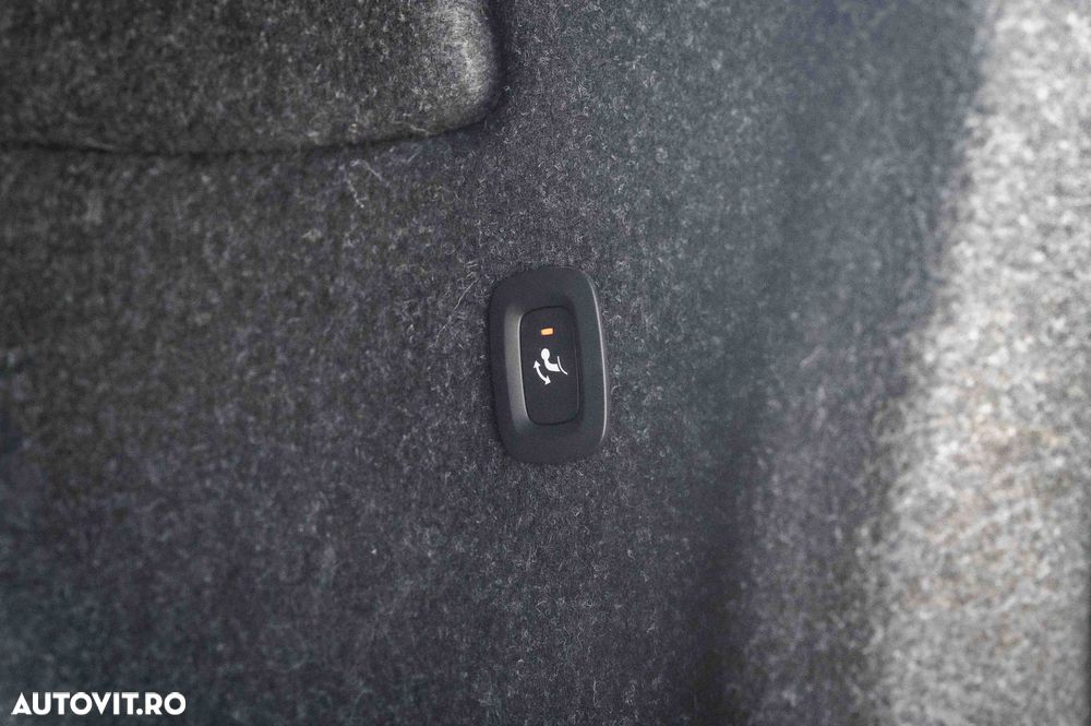Volvo XC 40 T4 Recharge DKG Inscription Expression - 22