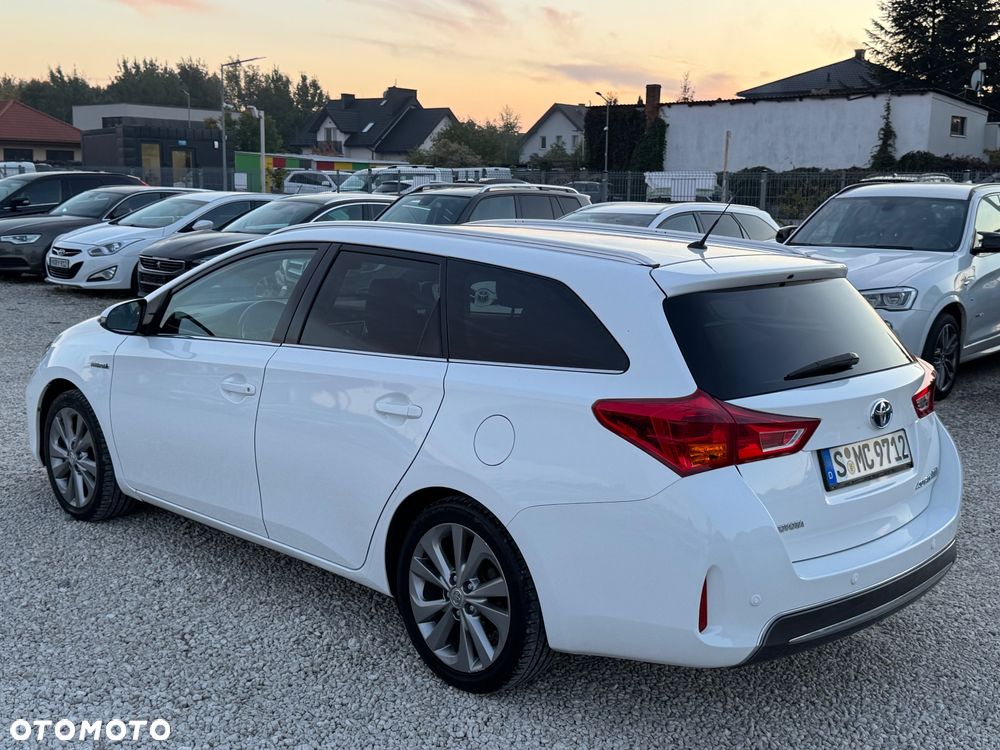 Toyota Auris - 28