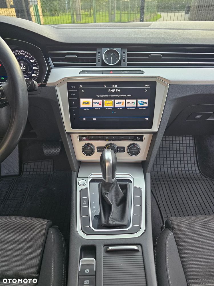 Volkswagen Passat 2.0 TDI BMT Comfortline DSG - 15