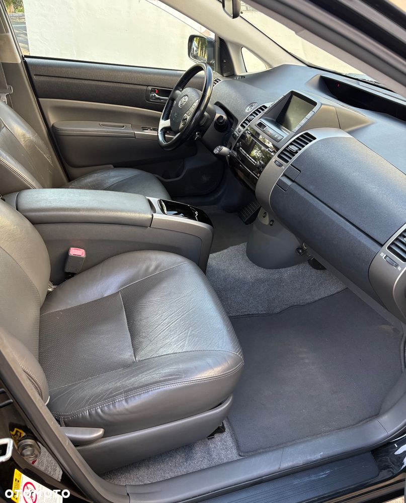 Toyota Prius 1.5 VVT-i Prestige - 14