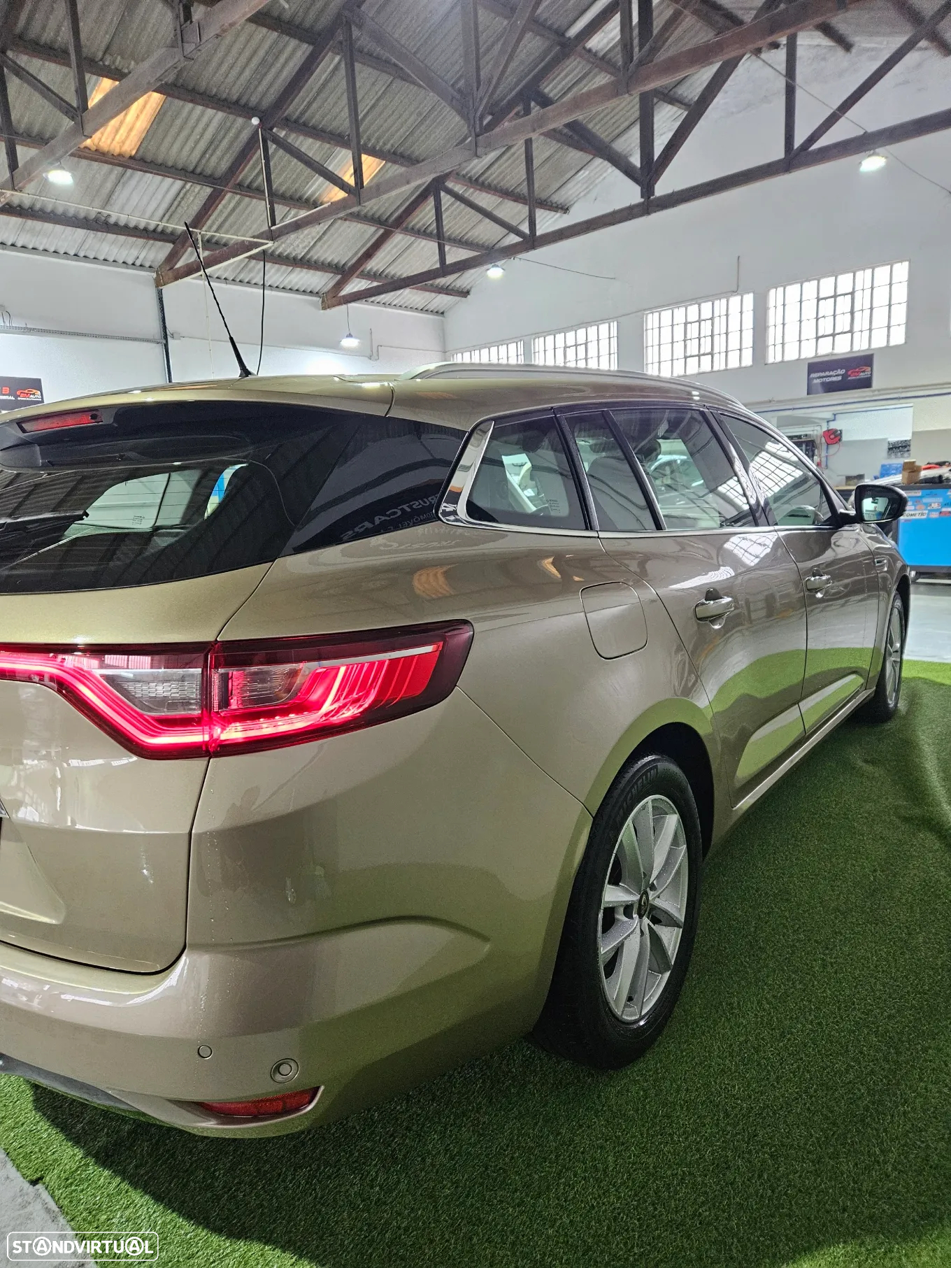 Renault Mégane Sport Tourer ENERGY dCi 110 INTENS - 6