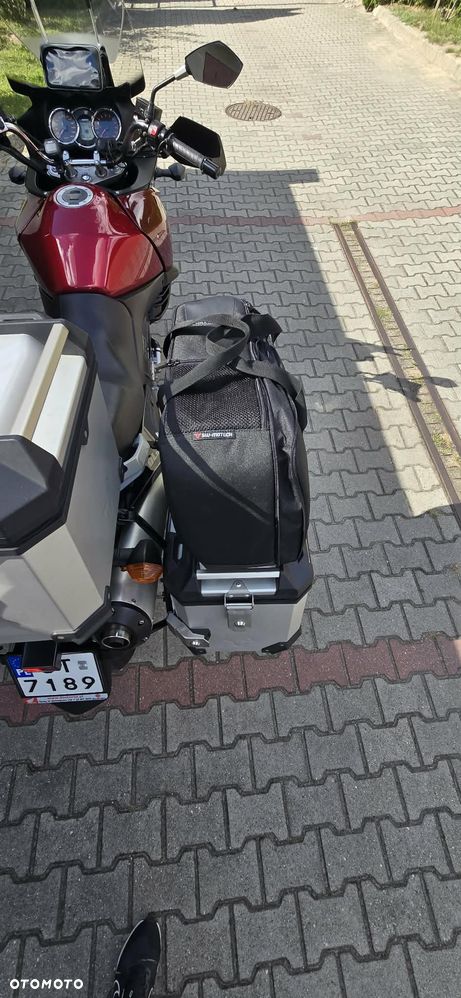 Suzuki V-STROM - 7