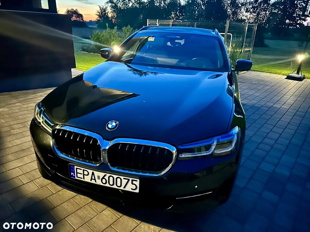 BMW Seria 5 520d mHEV - 1