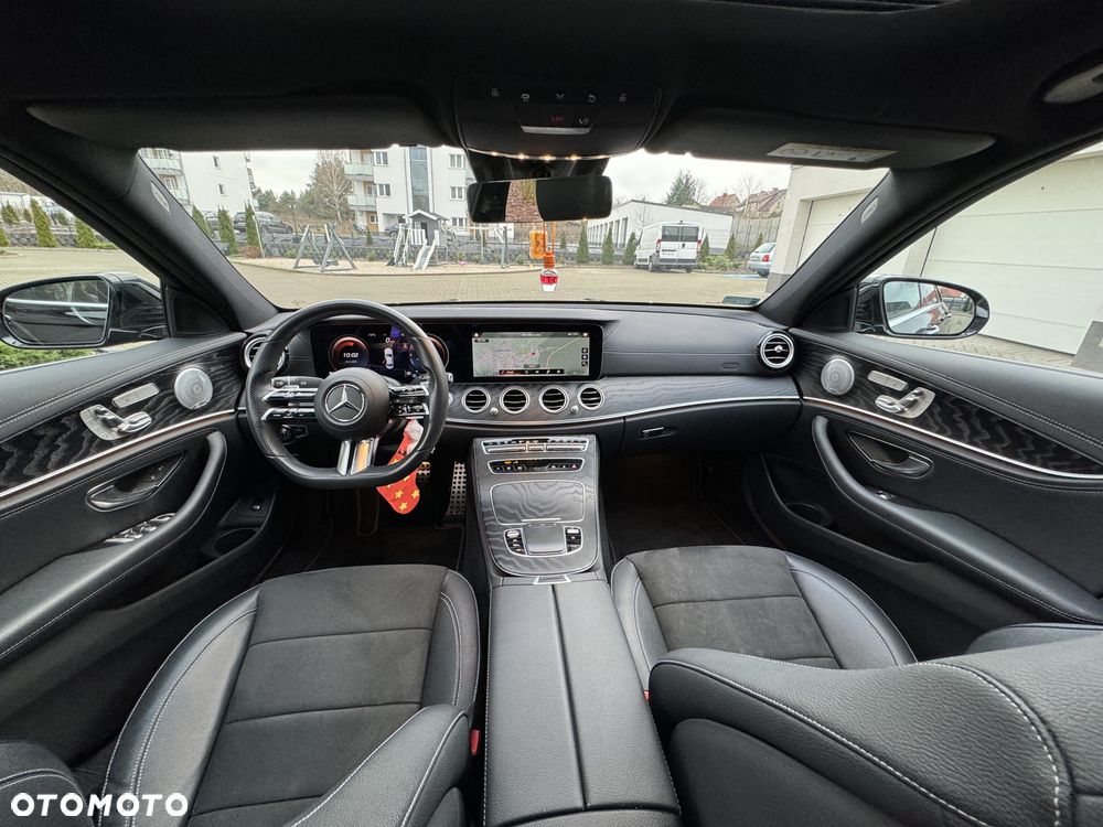 Mercedes-Benz Klasa E 220 d AMG - 29