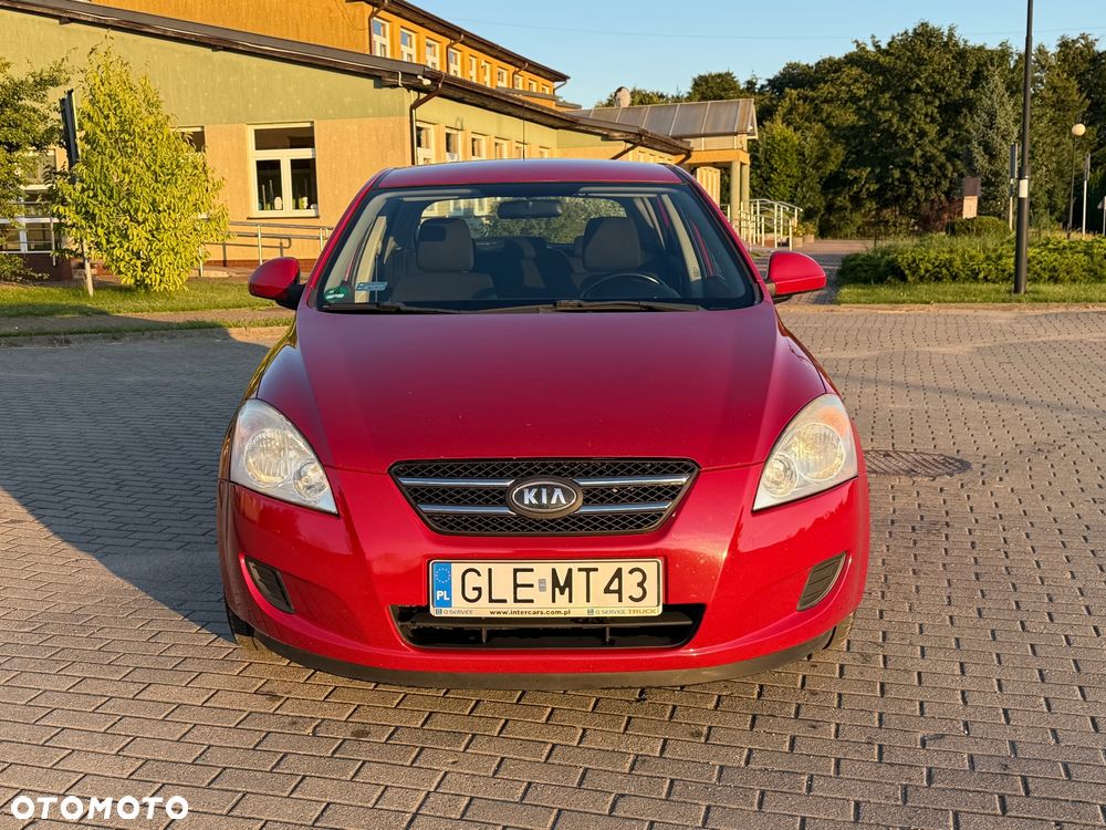 Kia Ceed 1.6 Crdi Comfort + - 6