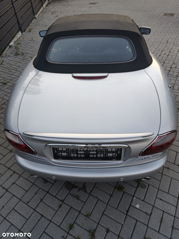 Jaguar XK8 - 14