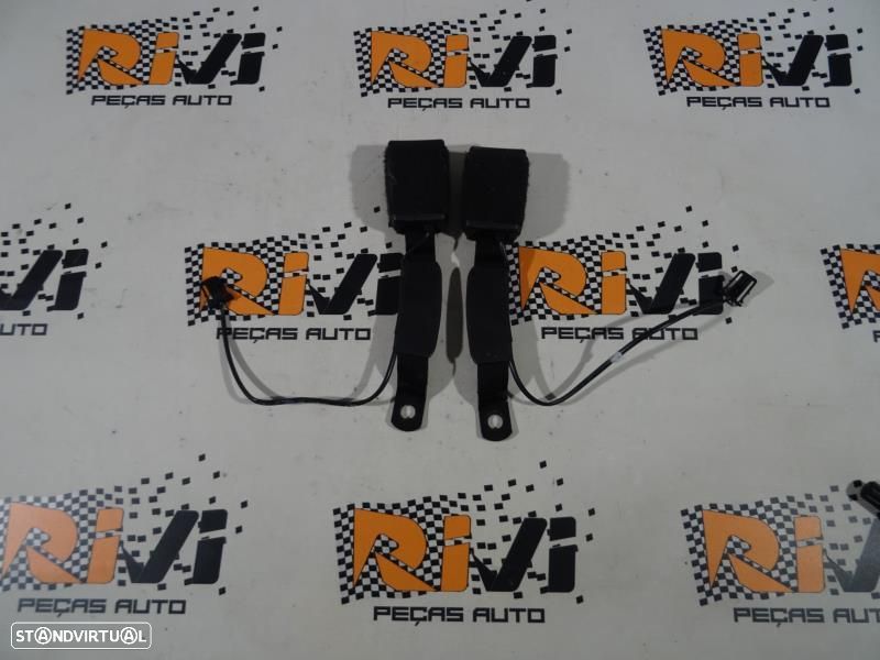 Encaixe De Cinto Frontal Audi A1 (8X1, 8Xk)  Pré Tensores Audi A1 - 1