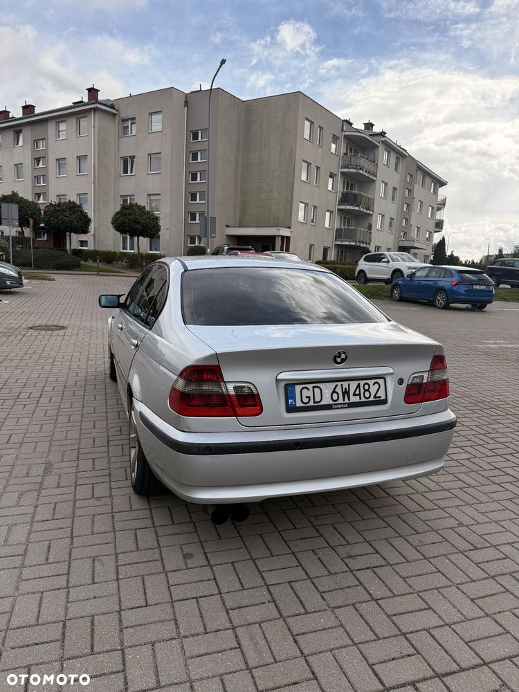 BMW Seria 3 320d - 4