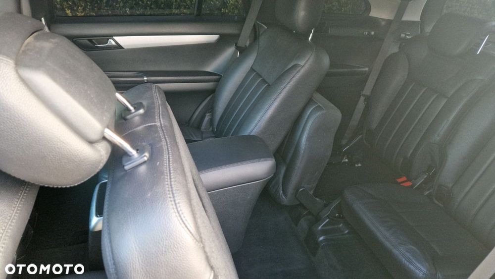 Mercedes-Benz Klasa R 300 L 7G-TRONIC Grand Edition - 14