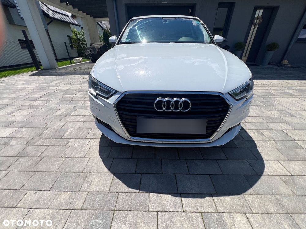 Audi A3 Sportback - 3