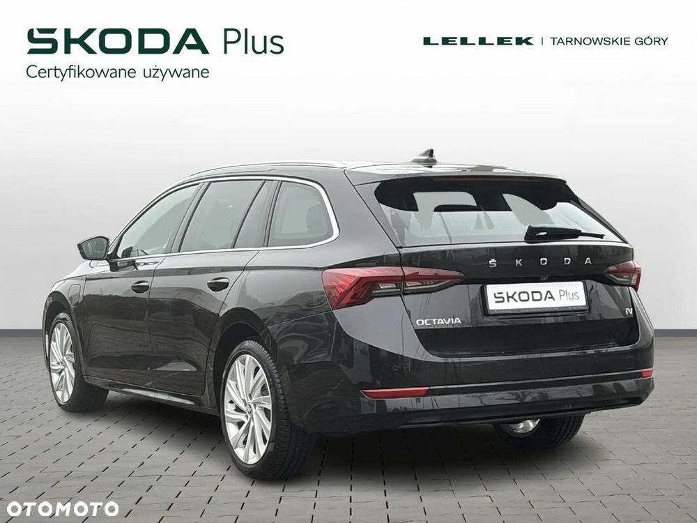 Skoda Octavia - 4