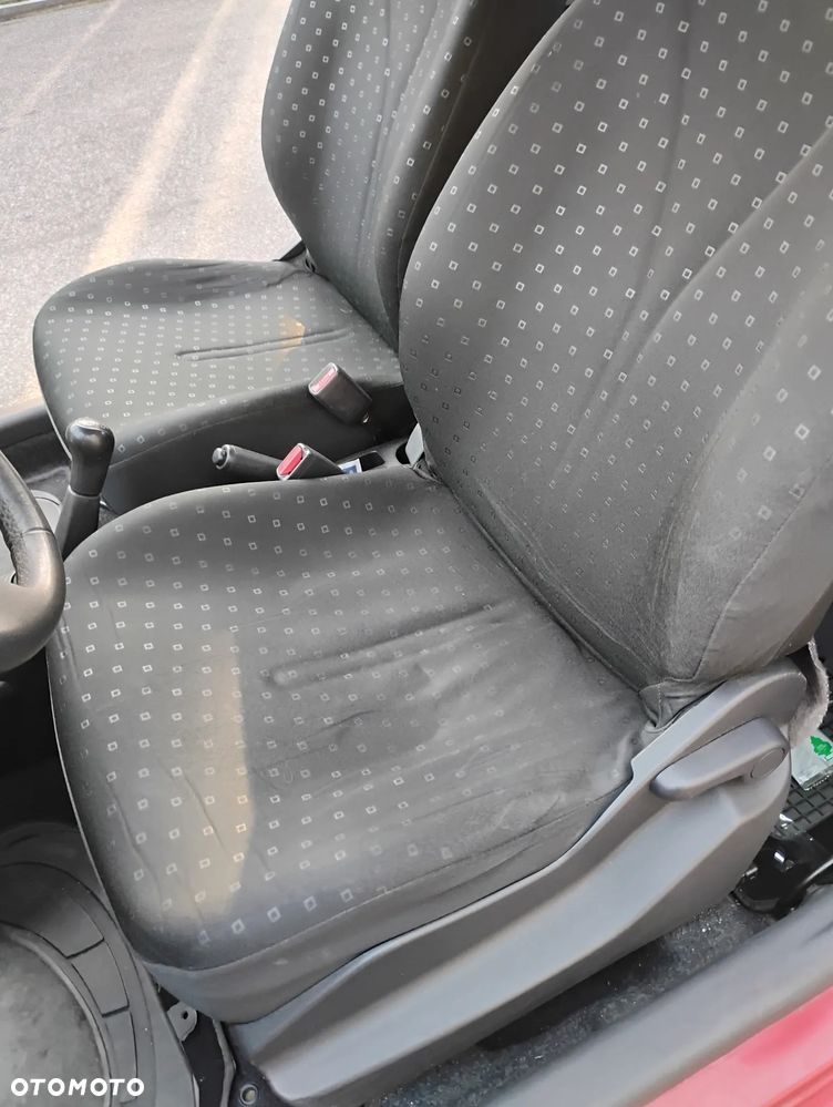 Toyota Yaris 1.4 D-4D Edition - 6