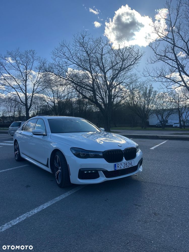 BMW Seria 7 740Li - 7