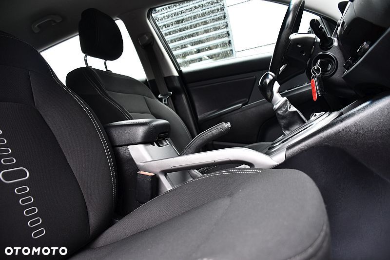 Kia Sportage 1.6 GDI L 2WD - 23