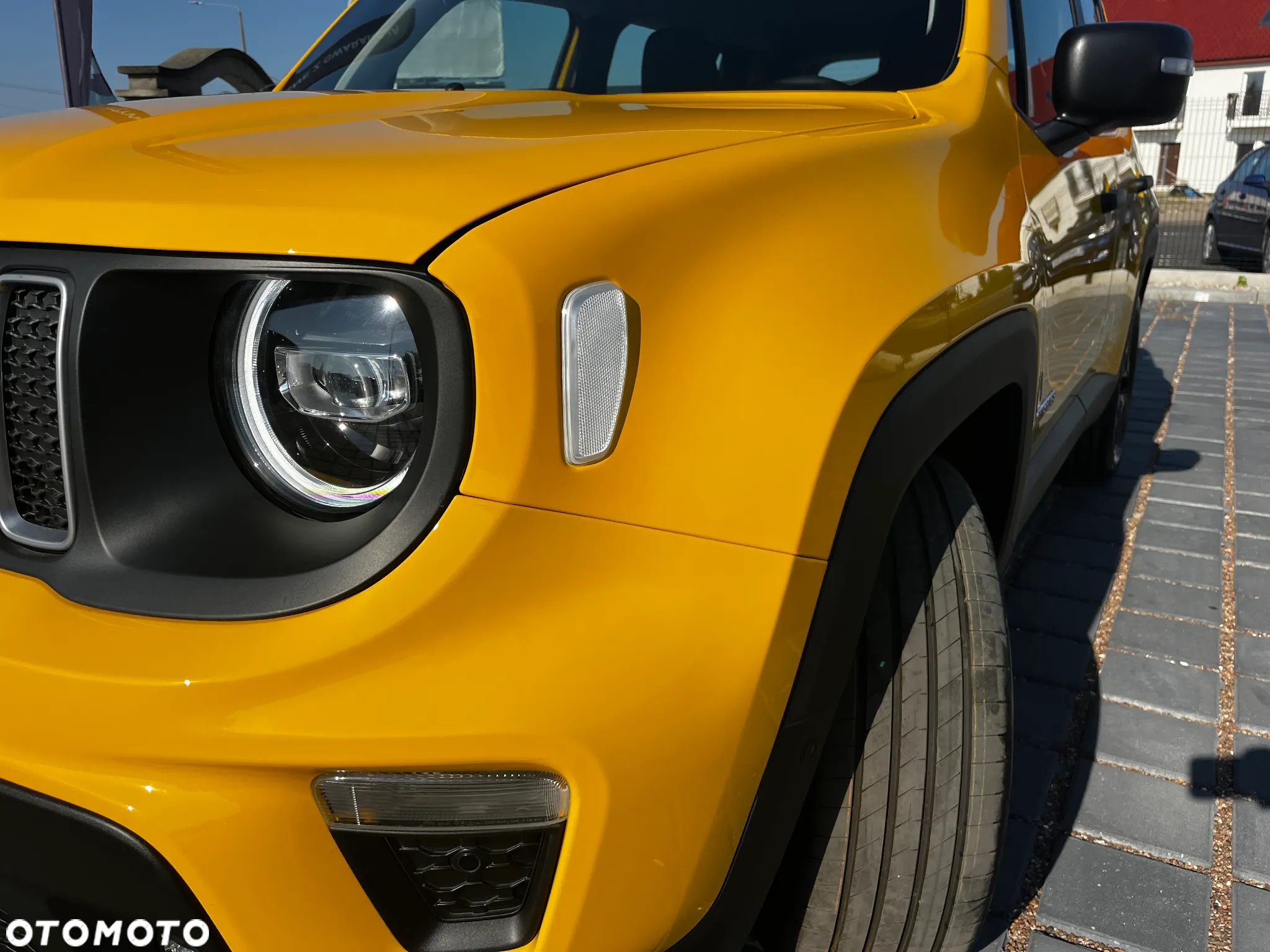 Jeep Renegade - 8
