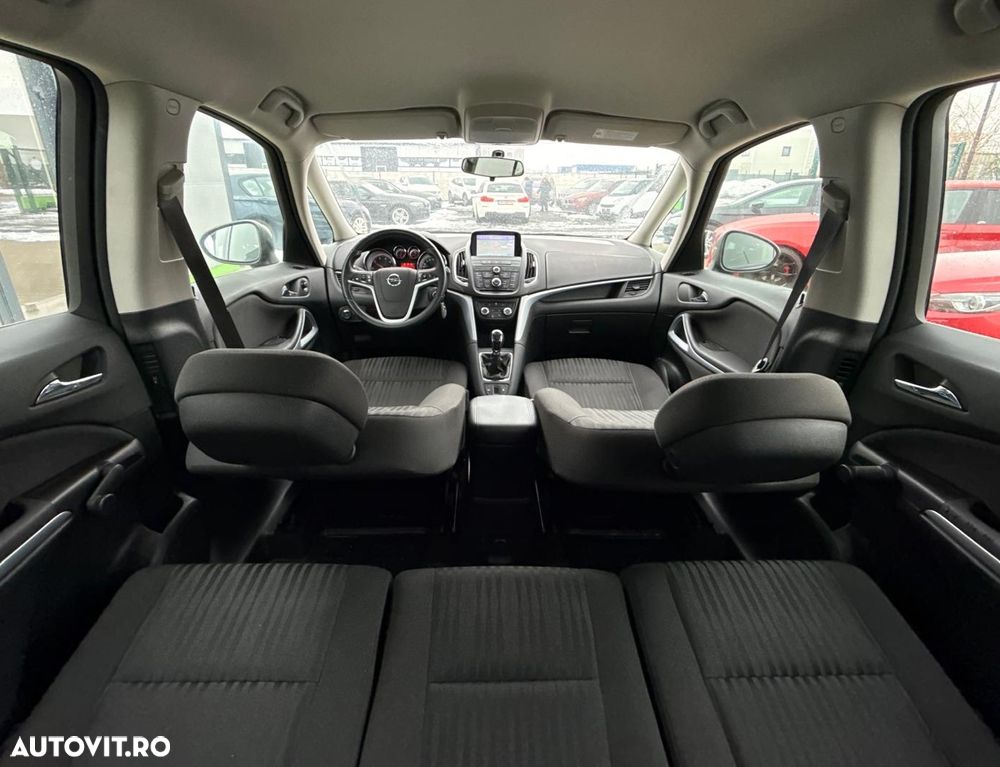 Opel Zafira Tourer 1.6 CDTI ECOFLEX Start/Stop Style - 22