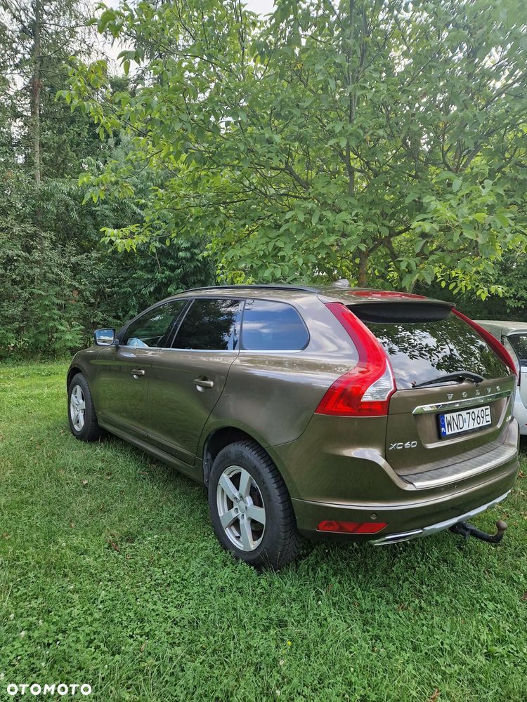 Volvo Xc 60 2017 photo 2