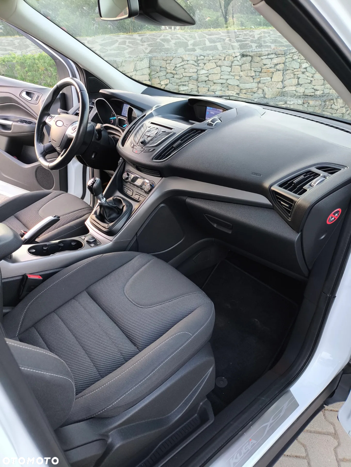 Ford Kuga 1.5 EcoBoost 2x4 Black & Silver - 27