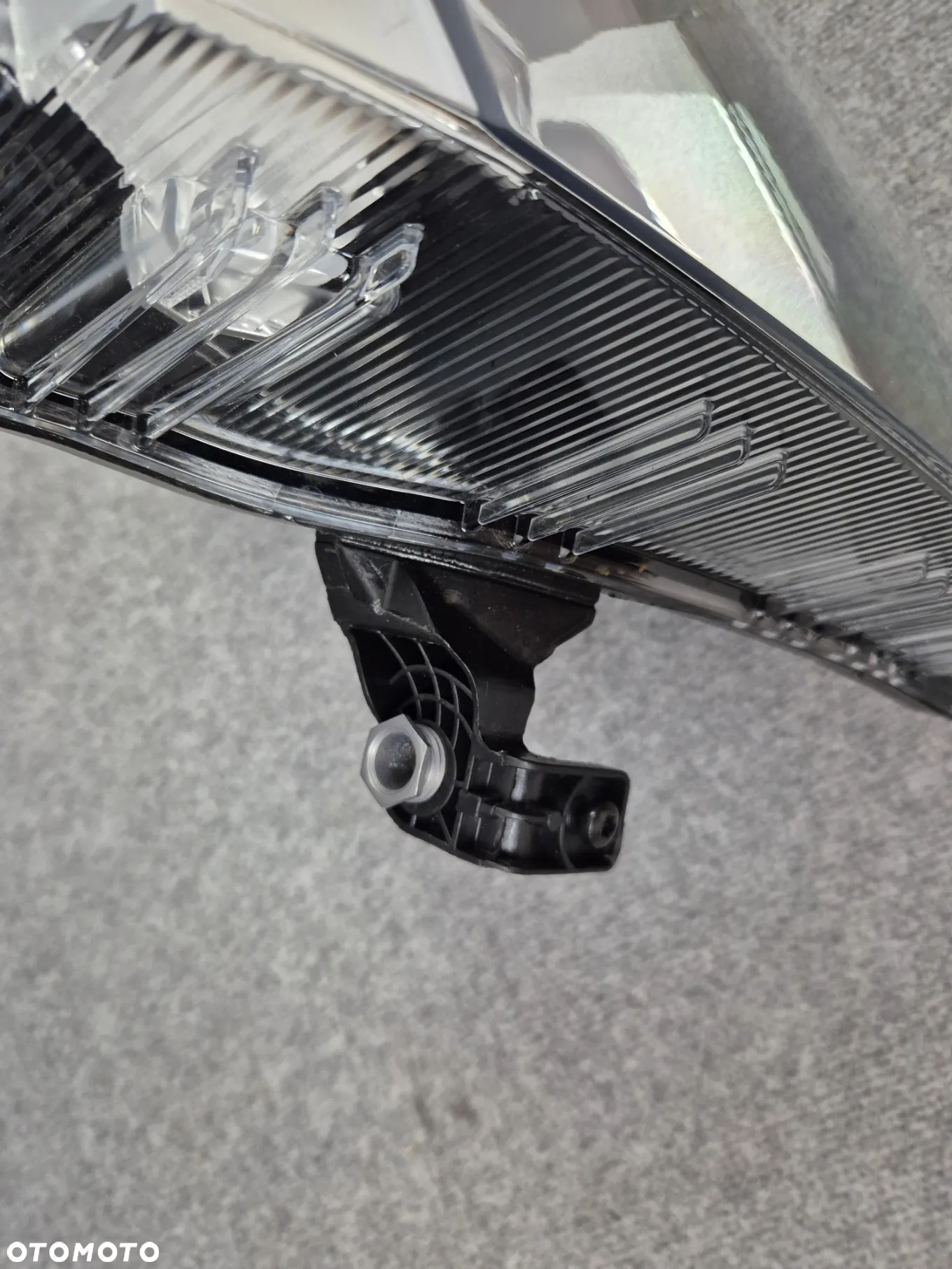 REFLEKTOR LAMPA PRZEDNIA LEWA - VW CRAFTER II MAN TGE ZWYKŁA H7 16- - 6