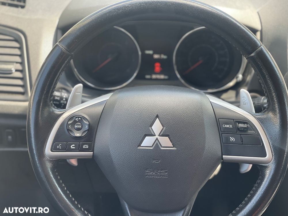 Mitsubishi ASX - 15