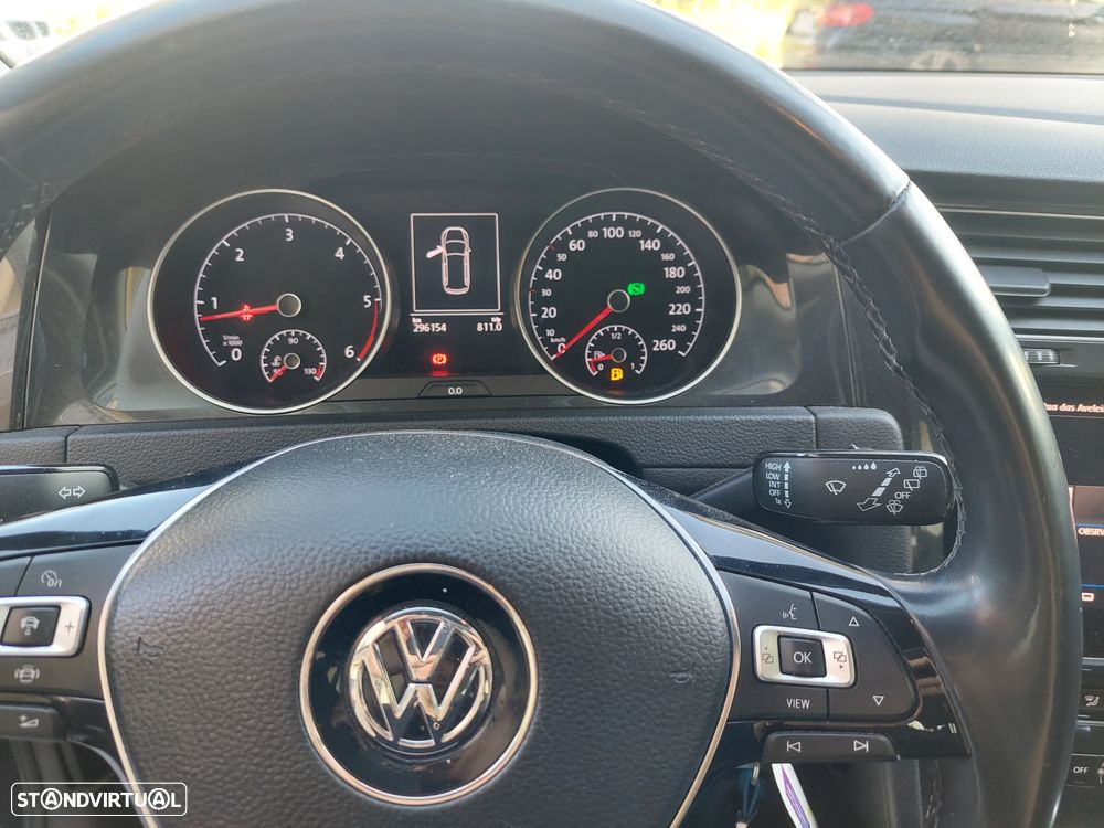 VW Golf Variant 1.6 TDi Confortline DSG - 18