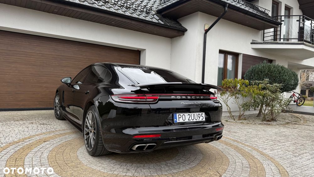 Porsche Panamera Turbo - 5