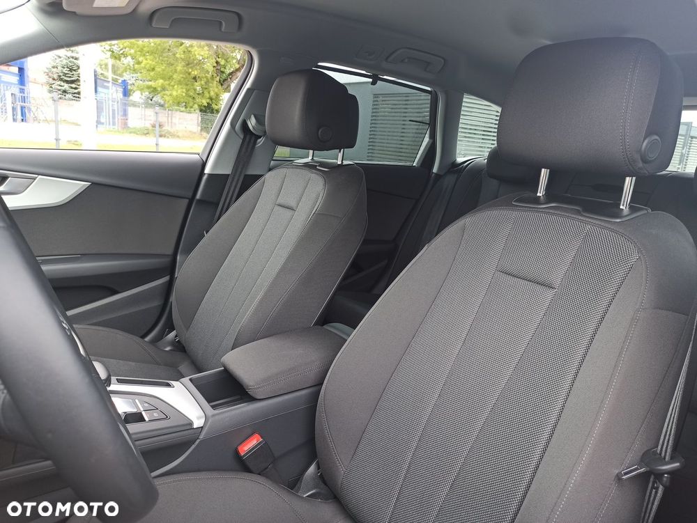 Audi A4 Avant - 17