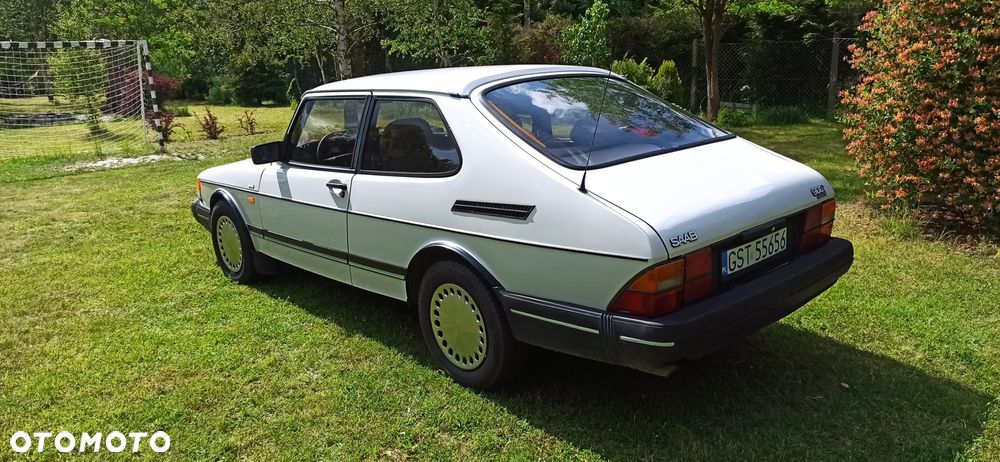 Saab 900 - 9