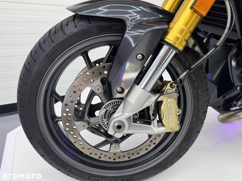 BMW R - 38