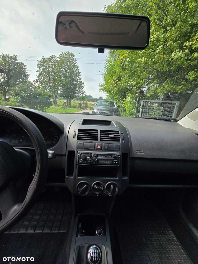 Volkswagen Polo - 6