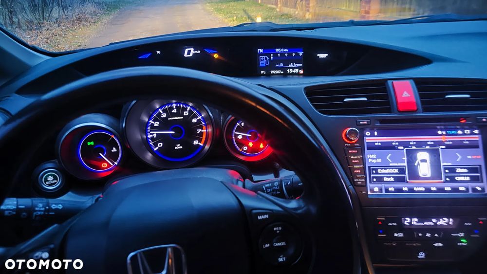 Honda Civic 1.8 Comfort - 11