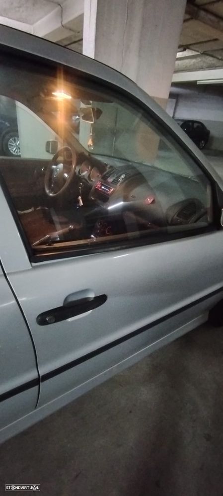 VW Polo 1.0 Confortline - 4