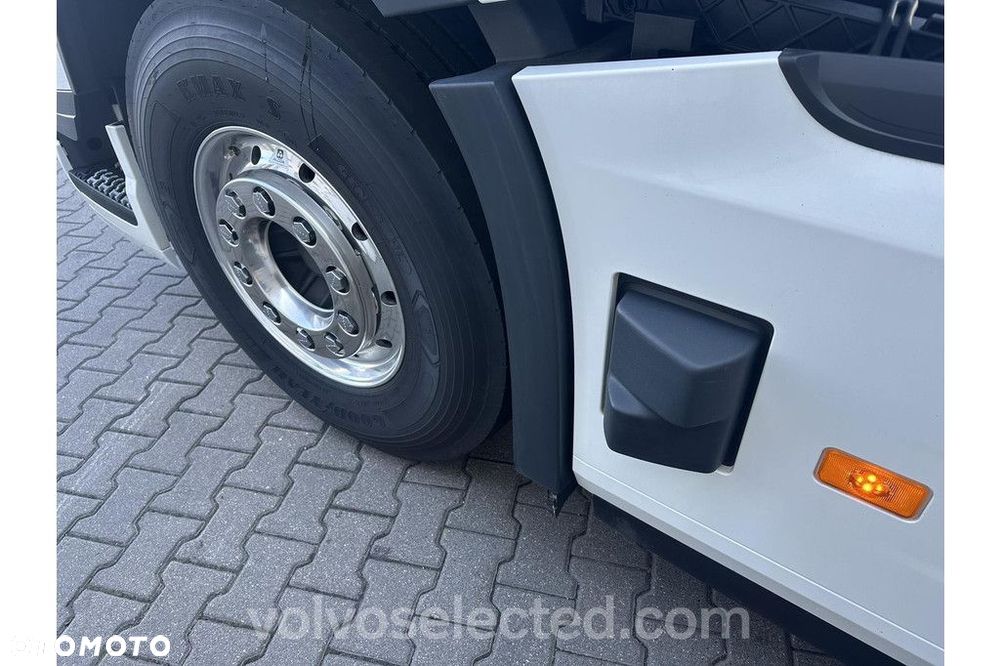 Volvo FH 4x2 460KM I-Save ADR Globetrotter XL!!! - 6