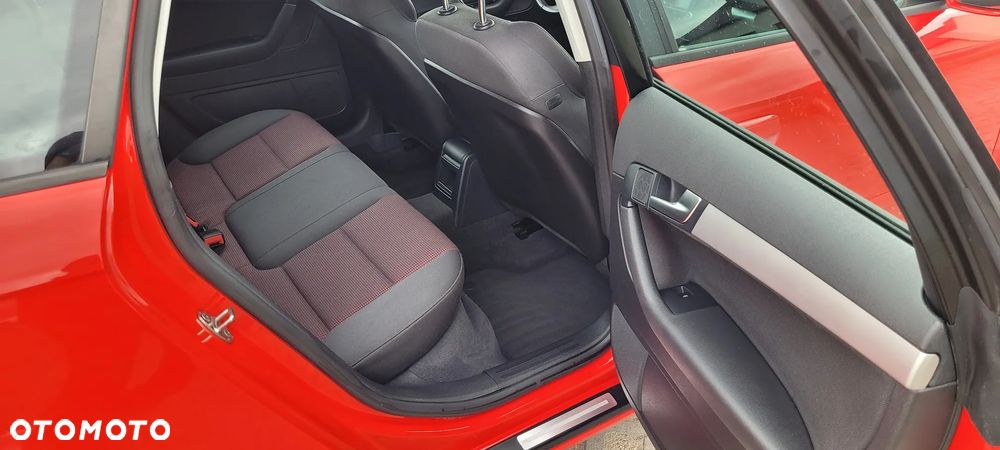 Audi A3 Sportback 1.6 Attraction - 12
