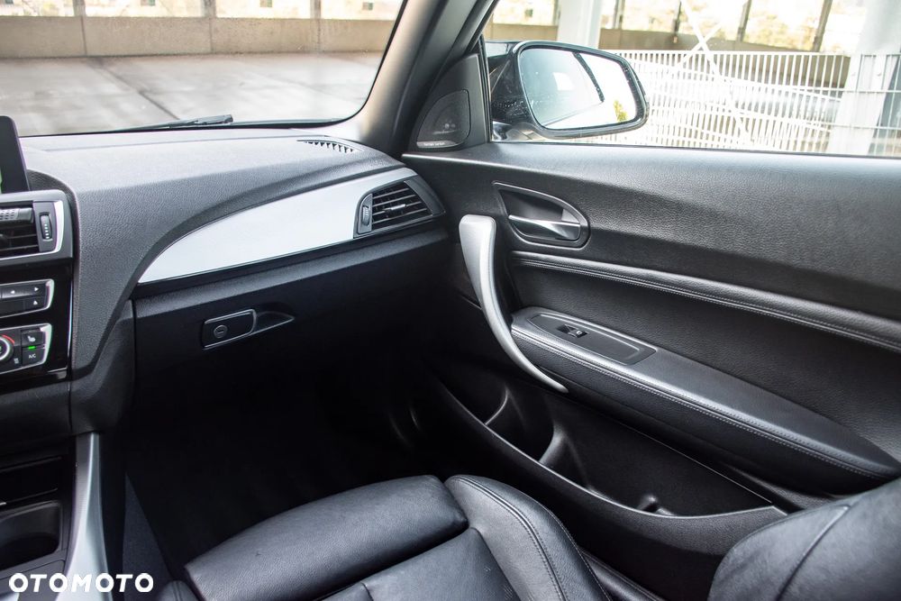 BMW Seria 2 M235i xDrive Cabrio Sport-Aut - 33