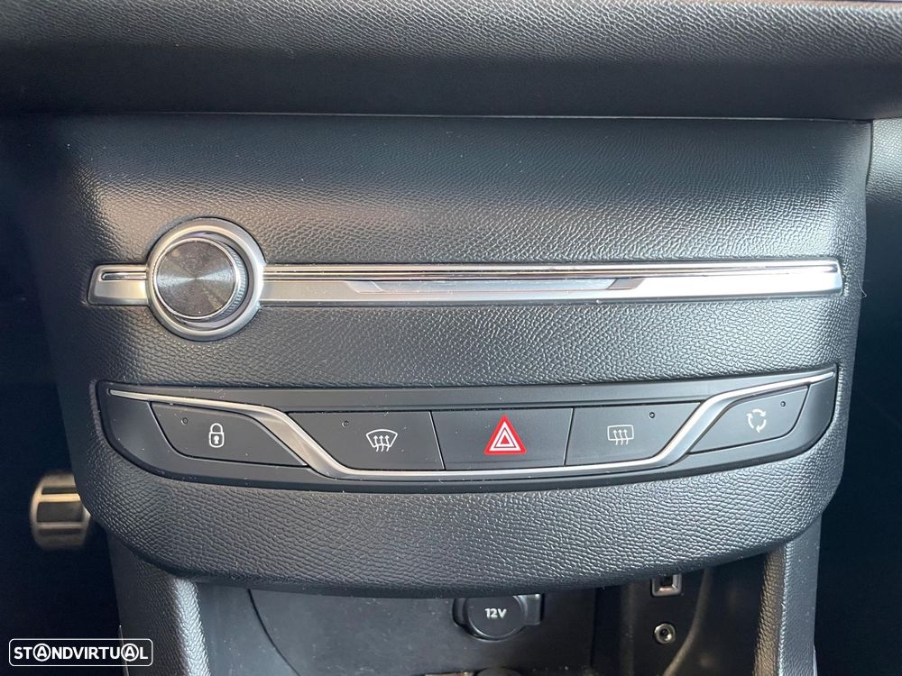 Peugeot 308 SW BlueHDi 150 Stop & Start GT-Line Edition - 27