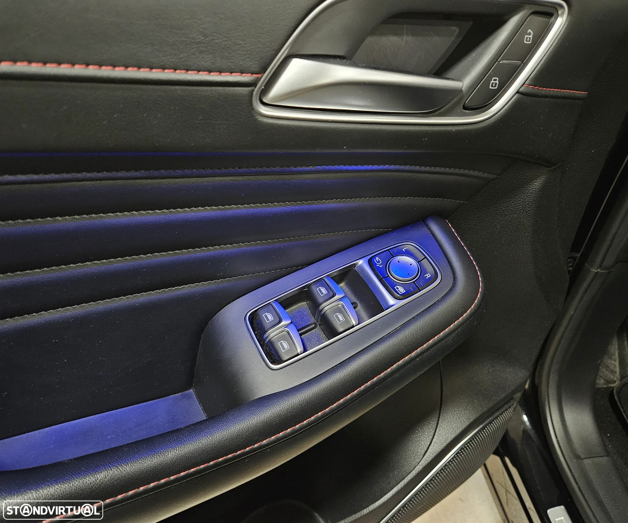 MG EHS 1.5 T-GDI Plug-in Hybrid Luxury - 14