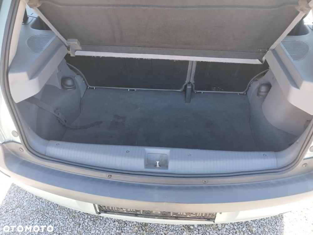 Opel Corsa - 25