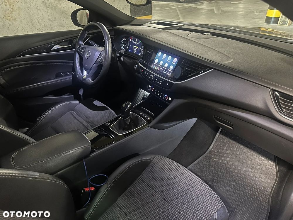 Opel Insignia 1.6 T Elite S&S - 17