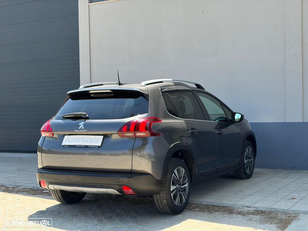Peugeot 2008 1.2 PureTech Allure EAT6 - 2